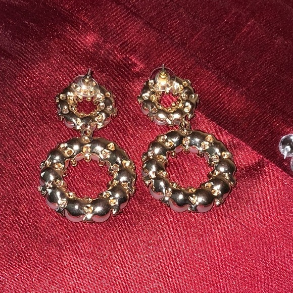 🌟Free with purchase Beautiful Pearls & Rhinestones Earrings - Picture 2 of 3